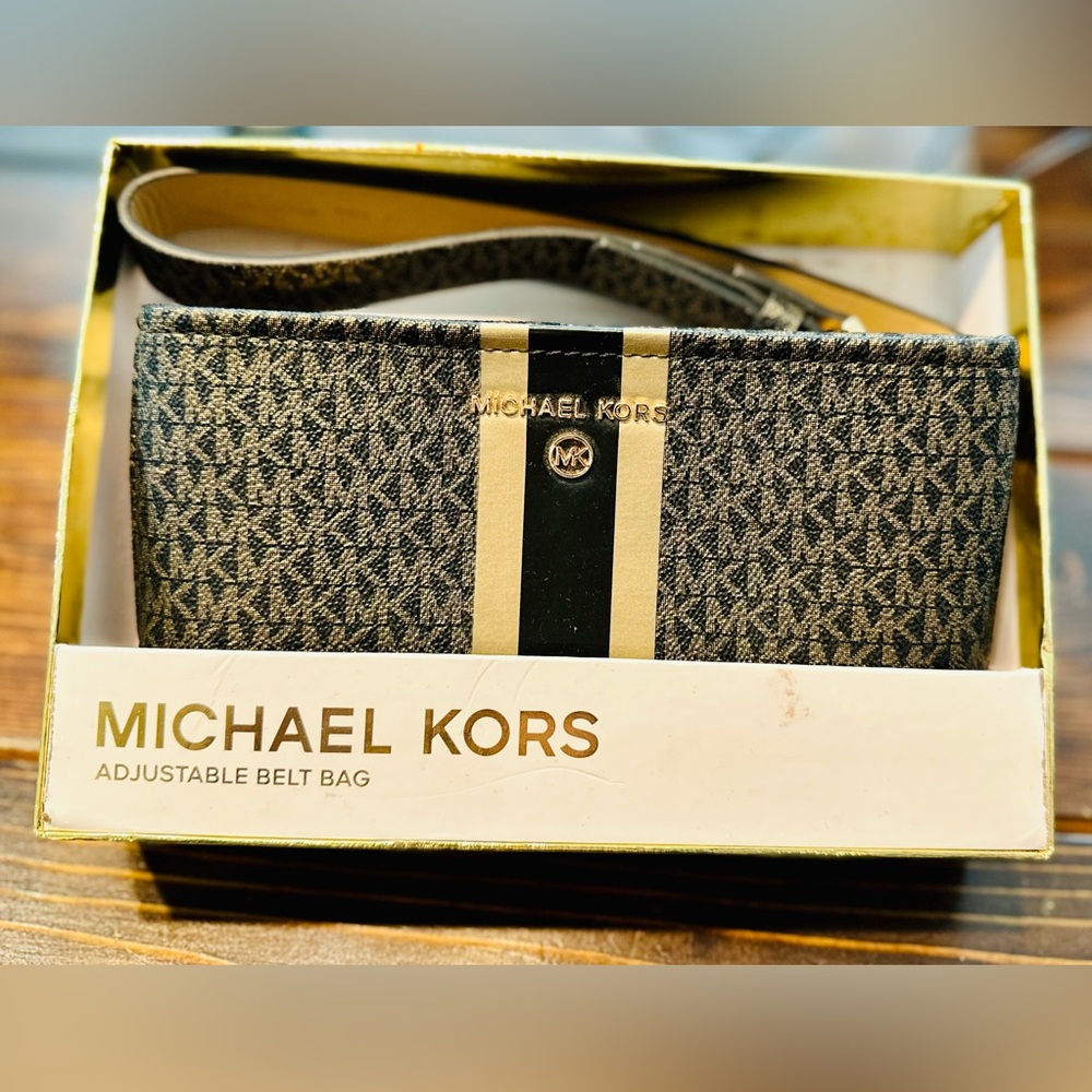 Michael Kors Adjustable Belt Bag
